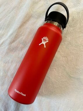 Hydro Flask 40 Oz. Red Wide Flex Cap Insulated Stainless Steel